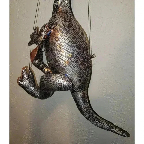 Dinosaur Marionette - Picture 7 of 9